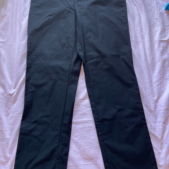 Black pant. - Picture 2 of 3